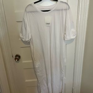 Long white oak and fort dress